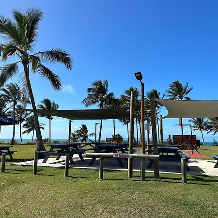 Sarina Beach Motel Grasstree Beach Esterno foto