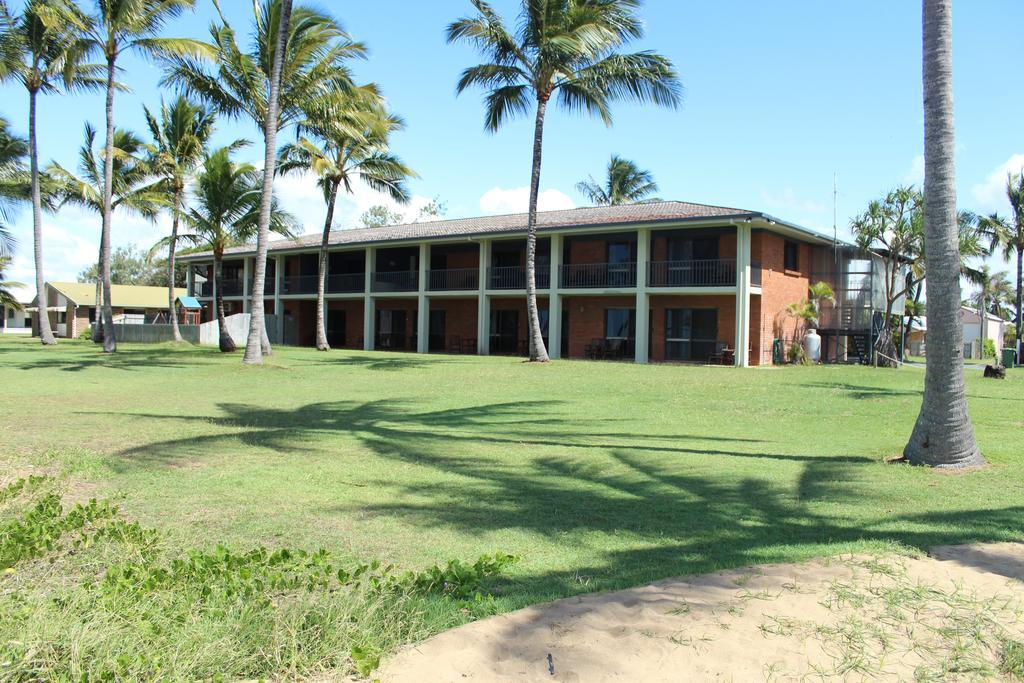 Sarina Beach Motel Grasstree Beach Esterno foto