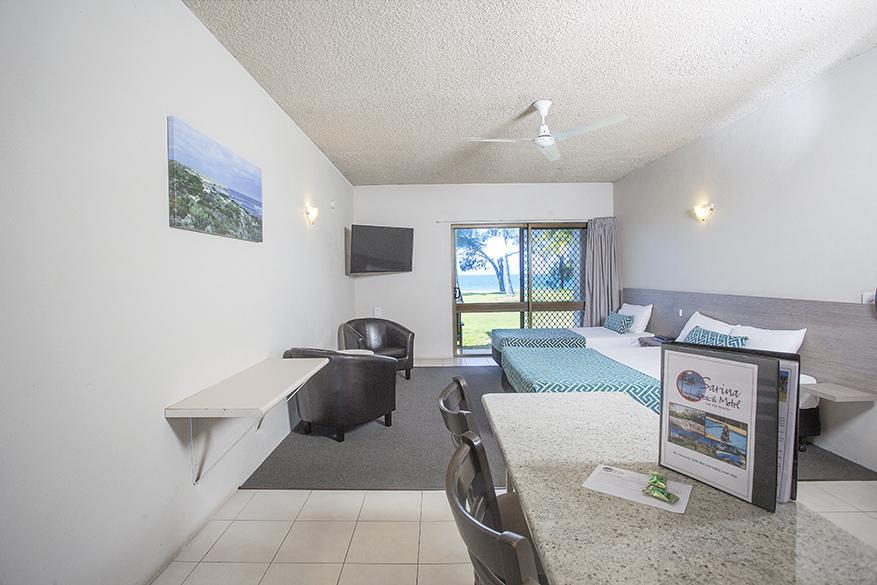 Sarina Beach Motel Grasstree Beach Esterno foto